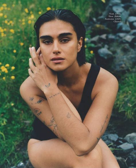 Jill Kortleve S Hot Springs Dip Felicity Ingram For Vogue UK Anne Of Carversville Vogue