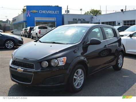 2015 Mocha Bronze Metallic Chevrolet Sonic Lt Hatchback 106920118