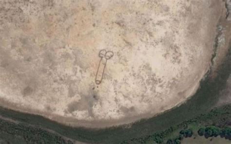 Google Earth Un P Nis G Ant Visible Sur Une Image Satellite En Australie