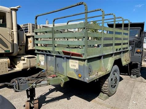 M105 1 12 Ton Trailer With Side Rails And Bows