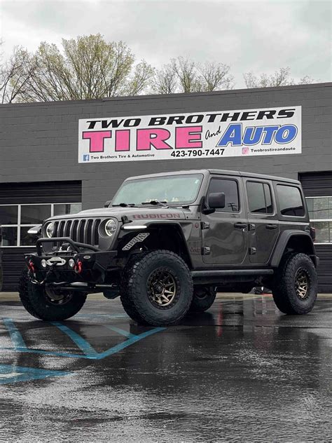 Bushwacker HyperForm Fender Flares For 18 23 Jeep Wrangler JL Quadratec