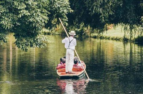 Punting In Oxford: An Insider’s Guide - Insider's Oxford