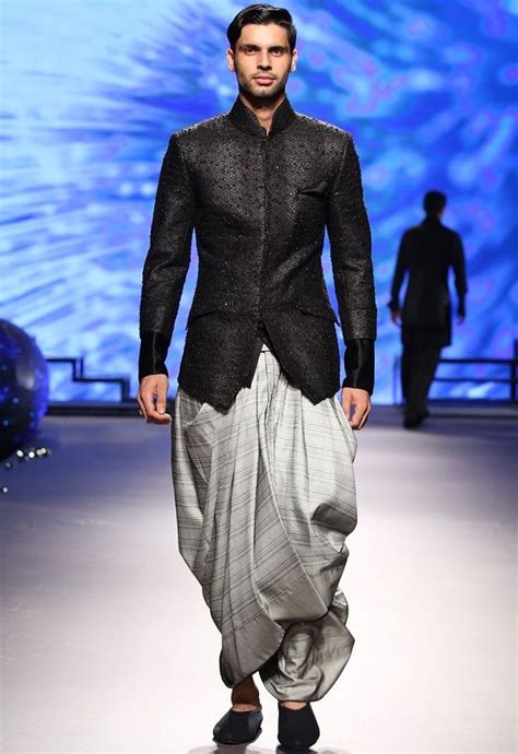 13 Grown Up Ways To Wear Dhoti For Men Indian Men Fashion How To Wear Dhoti