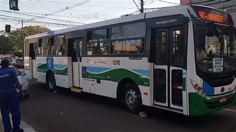 Nibus Estraga E Provoca Transtornos No Tr Nsito Da Rua Jk V Deo