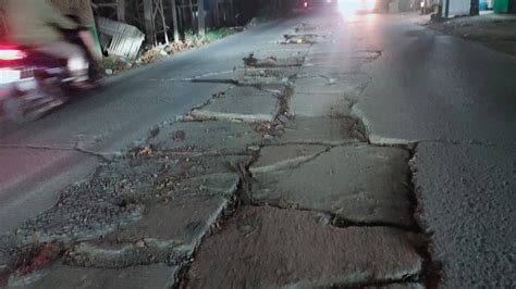 Baru Dibangun Akhir Tahun Lalu Akses Menuju Tanjung Pasir Rusak Parah