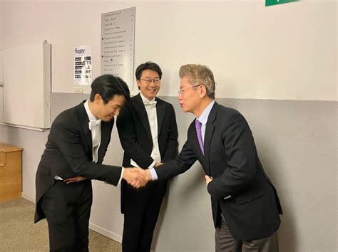 Ambassador Ryu Jeonghyun Attended Wald Ensemble Chloe Jiyeong Mun Concert’ 상세보기 News Embassy