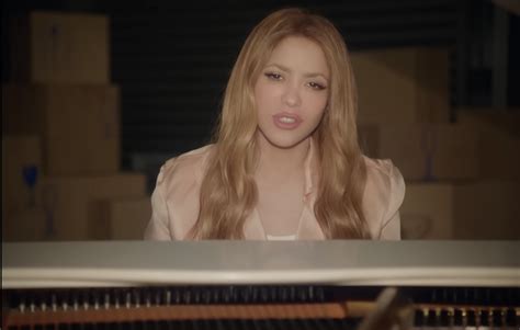 El sorprendente parecido entre Acróstico de Shakira y un tema de la