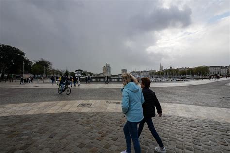 Gx La Rochelle Le Vieux Port Daniel Gu Rin Flickr