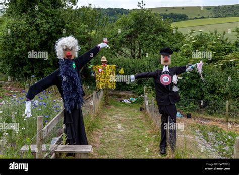 Festival der vogelscheuchen Fotos und Bildmaterial in hoher Auflösung