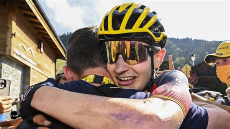 Tour De France Carlos Rodriguez Wins Maiden Stage While Jonas