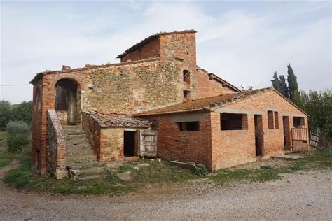 Casale Cascina In Vendita In Piazza Giuseppe Garibaldi 43 Centro