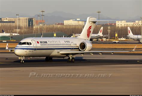 B 605U Air China COMAC ARJ21 700 STD Photo By Nanjo Rippile ID