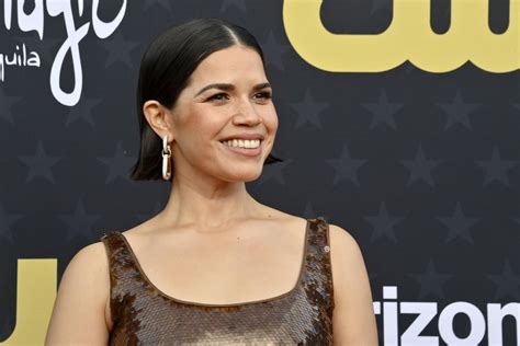 Critics Choice Awards America Ferrera Says We Are All Worthy Of