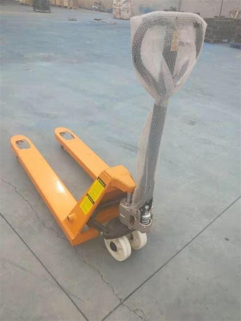 Hydraulic Hand Pallet Trucks For Material Handling At Rs 18000 Piece