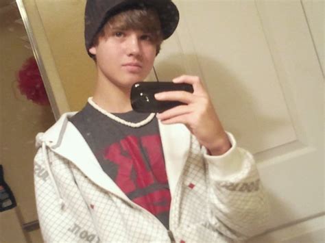 Justin Bieber Look Alike Justin Bieber Photo 23257025 Fanpop