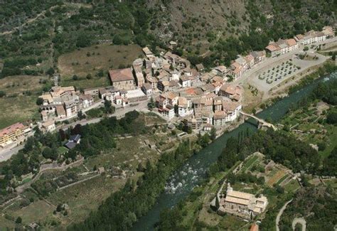 Vista A Rea Del Pueblo Gerri De La Sal L Rida