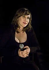 Sexy Hot Vera Farmiga Bikini Pics