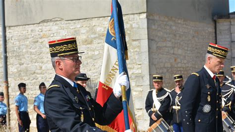 Cegn C R Monie De Passation De Commandement Entre Le G N Ral De Corps