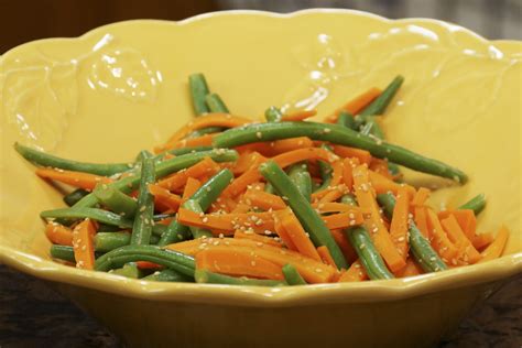 Steamed Green Beans And Carrots With Orange Sauce Jazzy Vegetarian