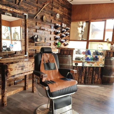 Pin On Barbearia Barber Shop Decor Barber Shop Interior Shop