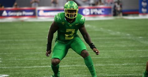 Carolina Panthers Select Oregon Edge Dj Johnson In Third Round Of