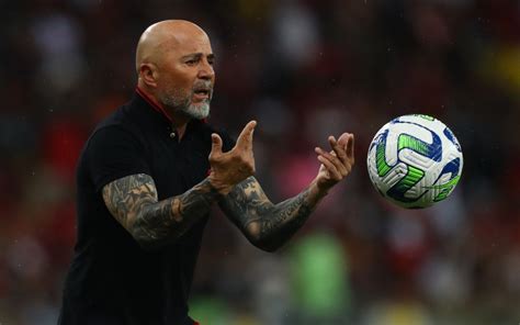 Sampaoli justifica ausência de Arrascaeta e elogia jogo do Flamengo