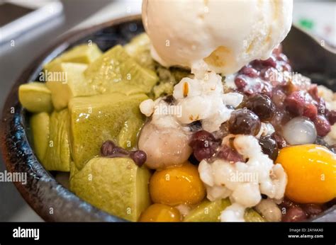 Eating Shaved Ice With Colorful Dessert Stock Photo Alamy