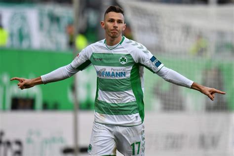 Greuther Fürth Chapeau Branimir Hrgota