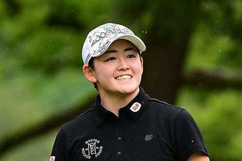 岩井ツインズの姉・明愛が首位堅守 史上初の姉妹最終組も会話は少なめ「大事な日。自分に集中」 ライブドアニュース