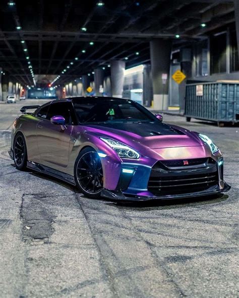 Download Purple Blue Nissan R35 Gtr Picture