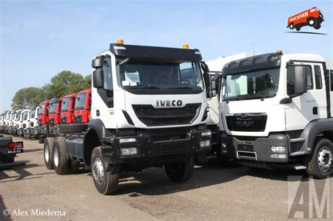 Foto Iveco Trakker Van Van Vliet Trucks Truckfan