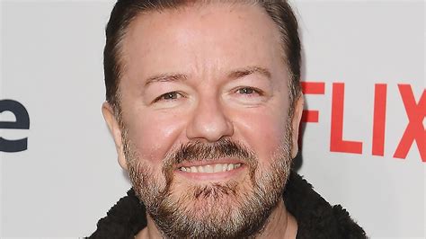 Ricky Gervais reveals 5lbs weight gain in hilarious shirtless photo ...