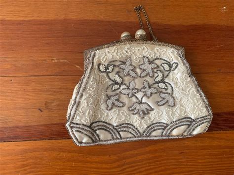 1920s Or 1930s French Beaded Purse Gem