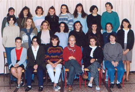 Photo De Classe Bep Industrie De L Habillement Et Classe De Formation