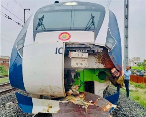 Gandhinagar Bound Vande Bharat Train Rams Into Cattle In Gujarat Front