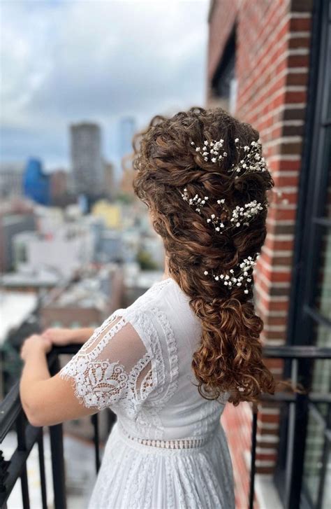 How To Wear Your Hair Curly On Your Wedding Day Naturallycurly