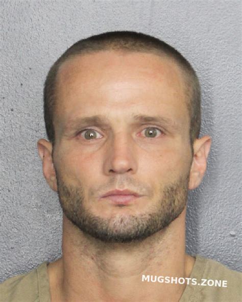 Weber Robert Worth James 12152023 Broward County Mugshots Zone