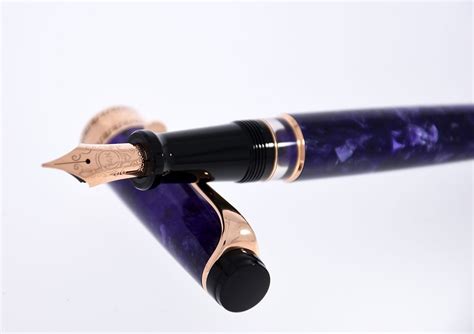 Aurora Optima Purple Rose Gold Trim Fountain Pen