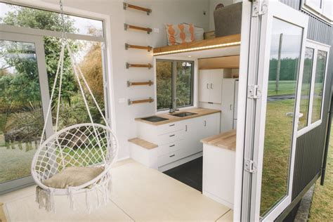 Modern Tiny Homes Redefine Compact Living