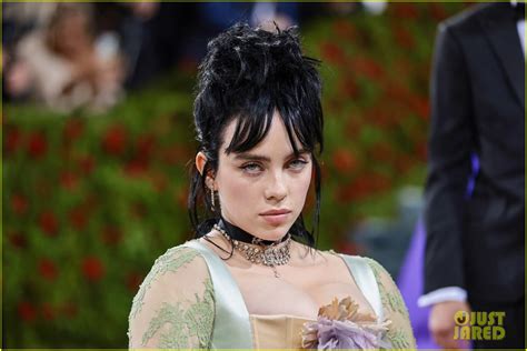 Billie Eilish S Gucci Met Gala 2022 Dress Is Totally Upcycled Photo 4752640 Photos Just