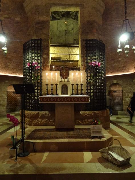 Tomb Of St Francis Of Assisi San Francisco St Clare S Umbria Italy Famous Graves Holy