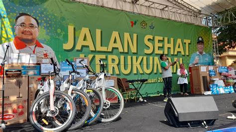 Jalan Sehat Kerukunan Beragama HUT 77 Th Hari Amal Bhakti Kemenag