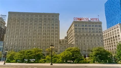 Downtown Chicago Hotels | Congress Plaza Hotel on Michigan Ave