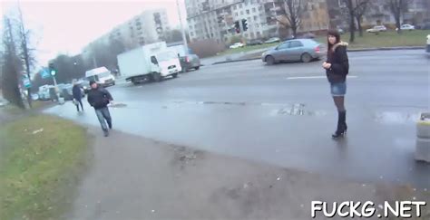 Picked Up Babe Fucks On Cam