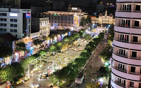 Nguyen Hue Street: The Dynamic Symbol of Sai Gon - IDC Travel