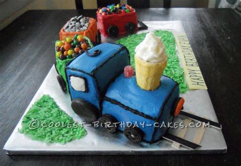 Coolest Homemade Train Cake