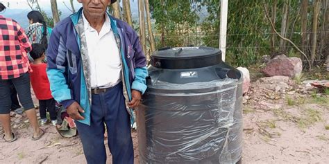 Junta Vecinal Nueva Chuquisaca Se Beneficia Con Tanques De Agua De