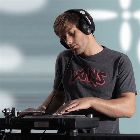 Sennheiser HD 215 2 - купить недорого