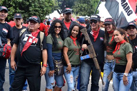 Unos Santicos Lo Que Dijo El Movimiento Tupamaro Sobre Sus Armas