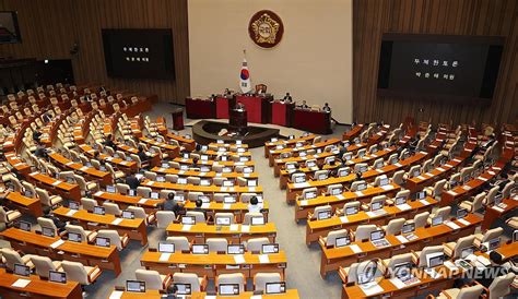 채상병특검법 이틀째 필리버스터 오후 강제종료野 표결 추진 연합뉴스